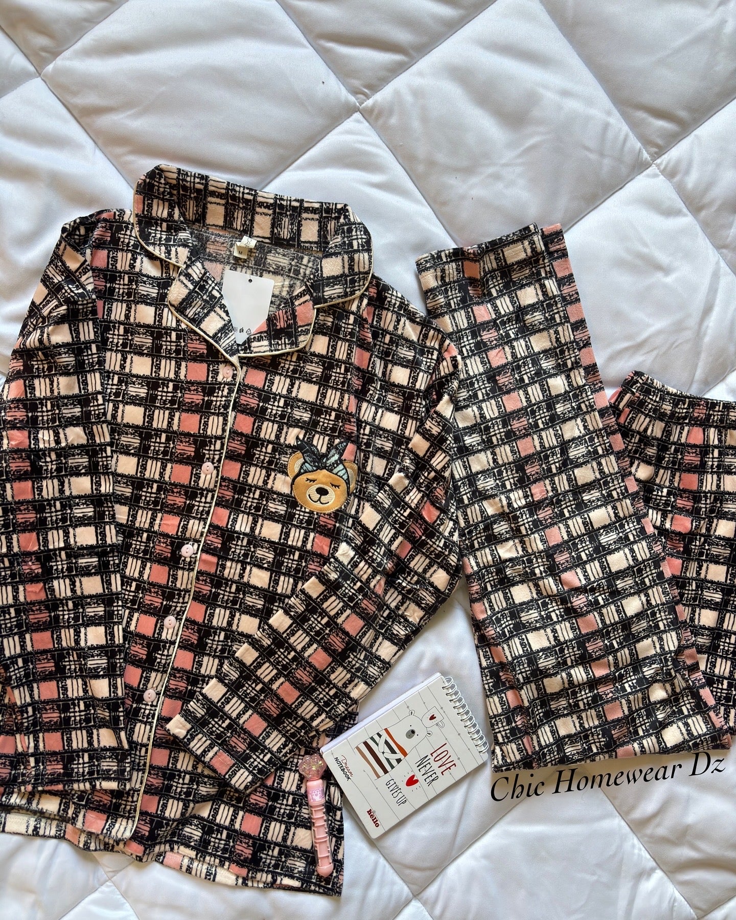 Pyjamas d’hiver velours boutonné Caress M134