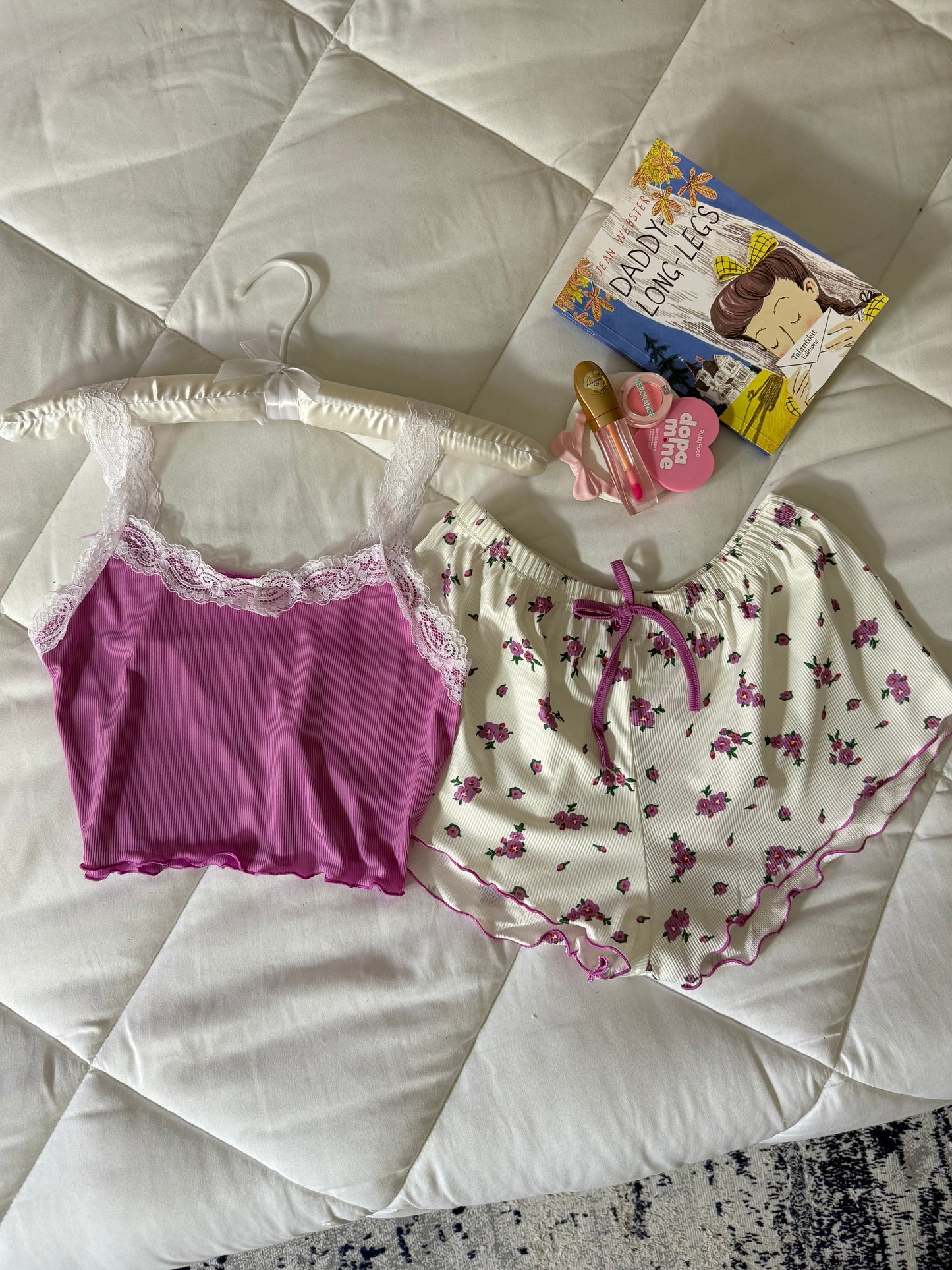 Ensemble Fleur and Dentelle