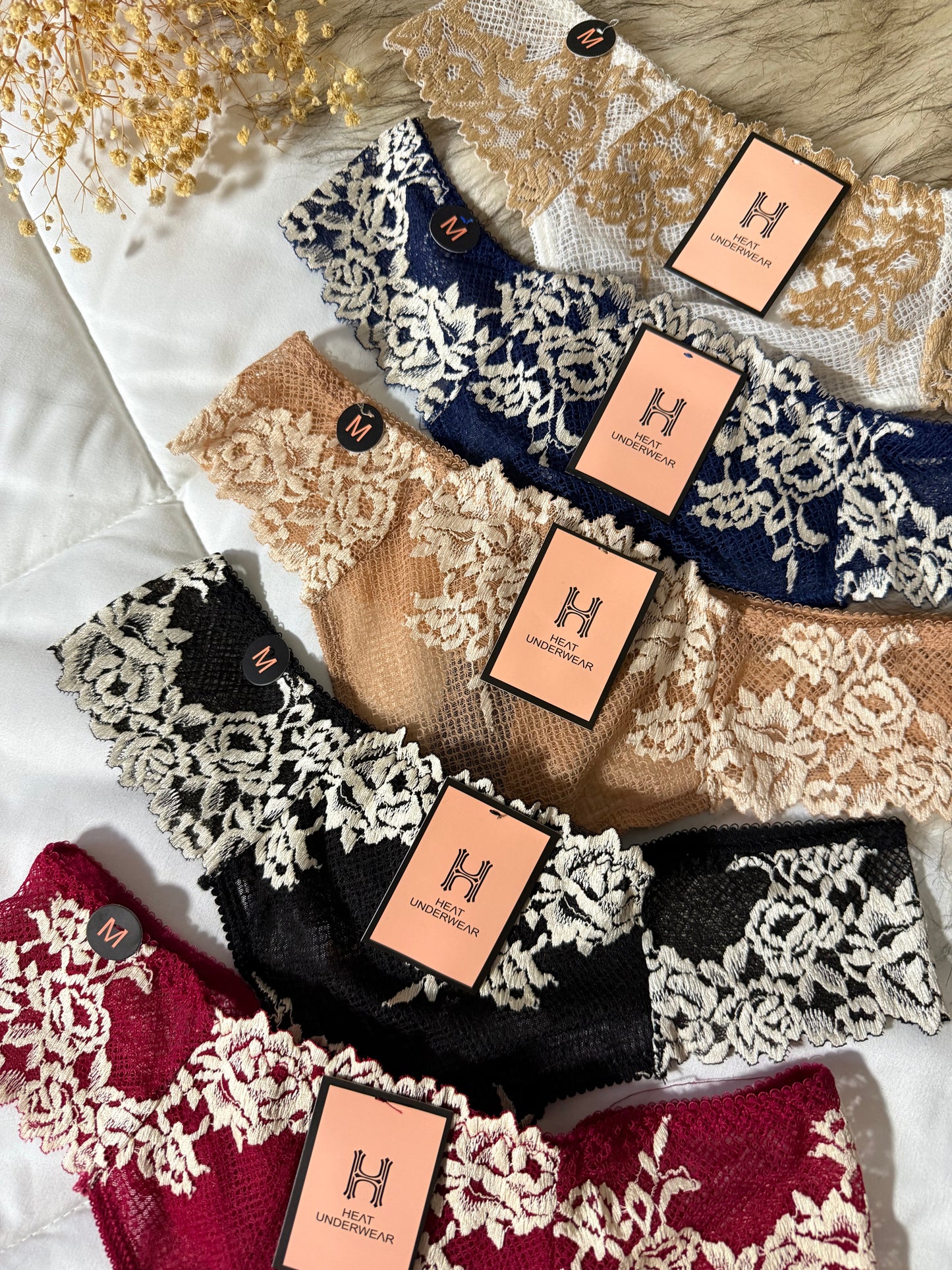 String en dentelle H