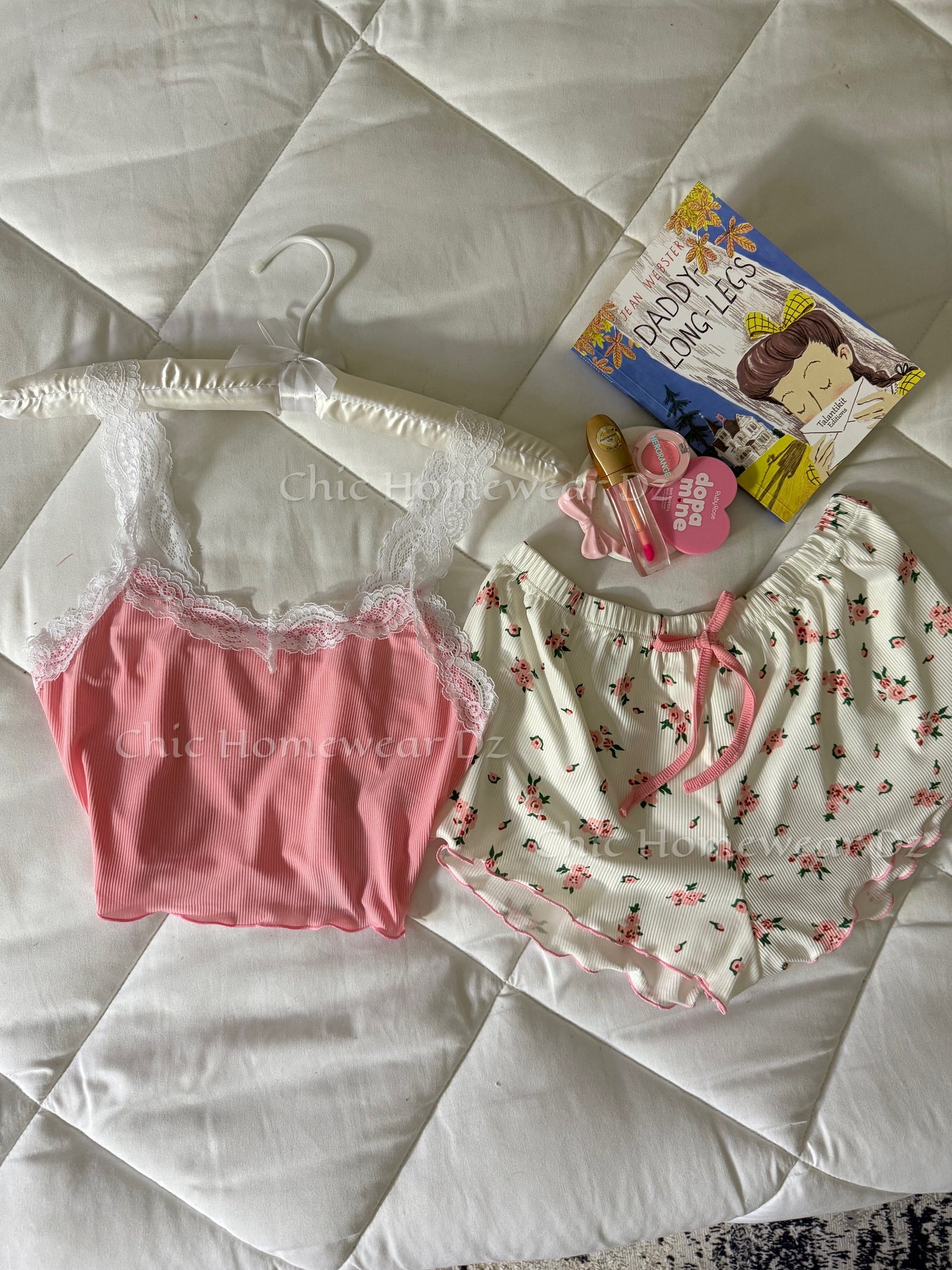 Ensemble Fleur and Dentelle