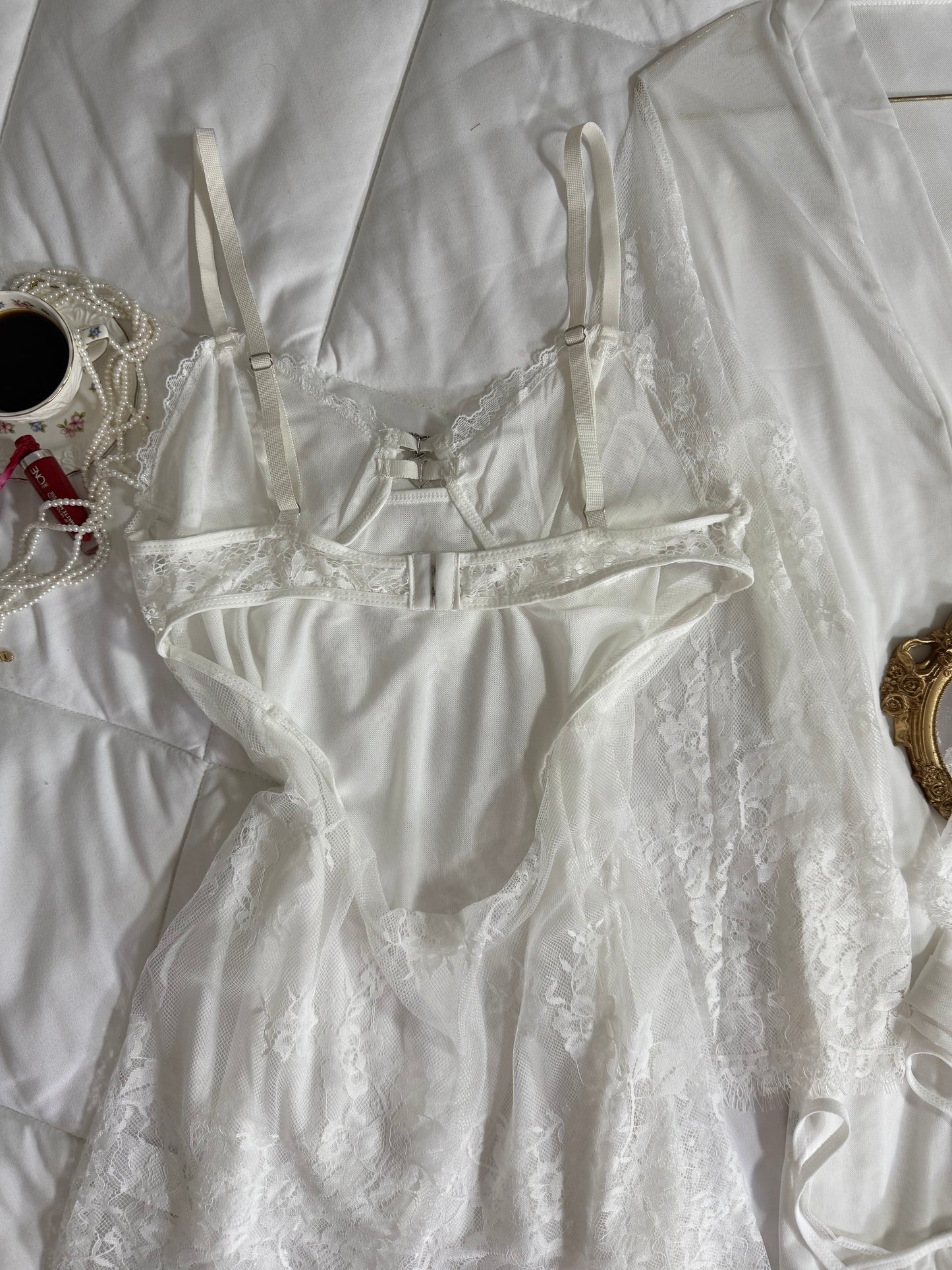 Déshabillée en dentelle raffiné