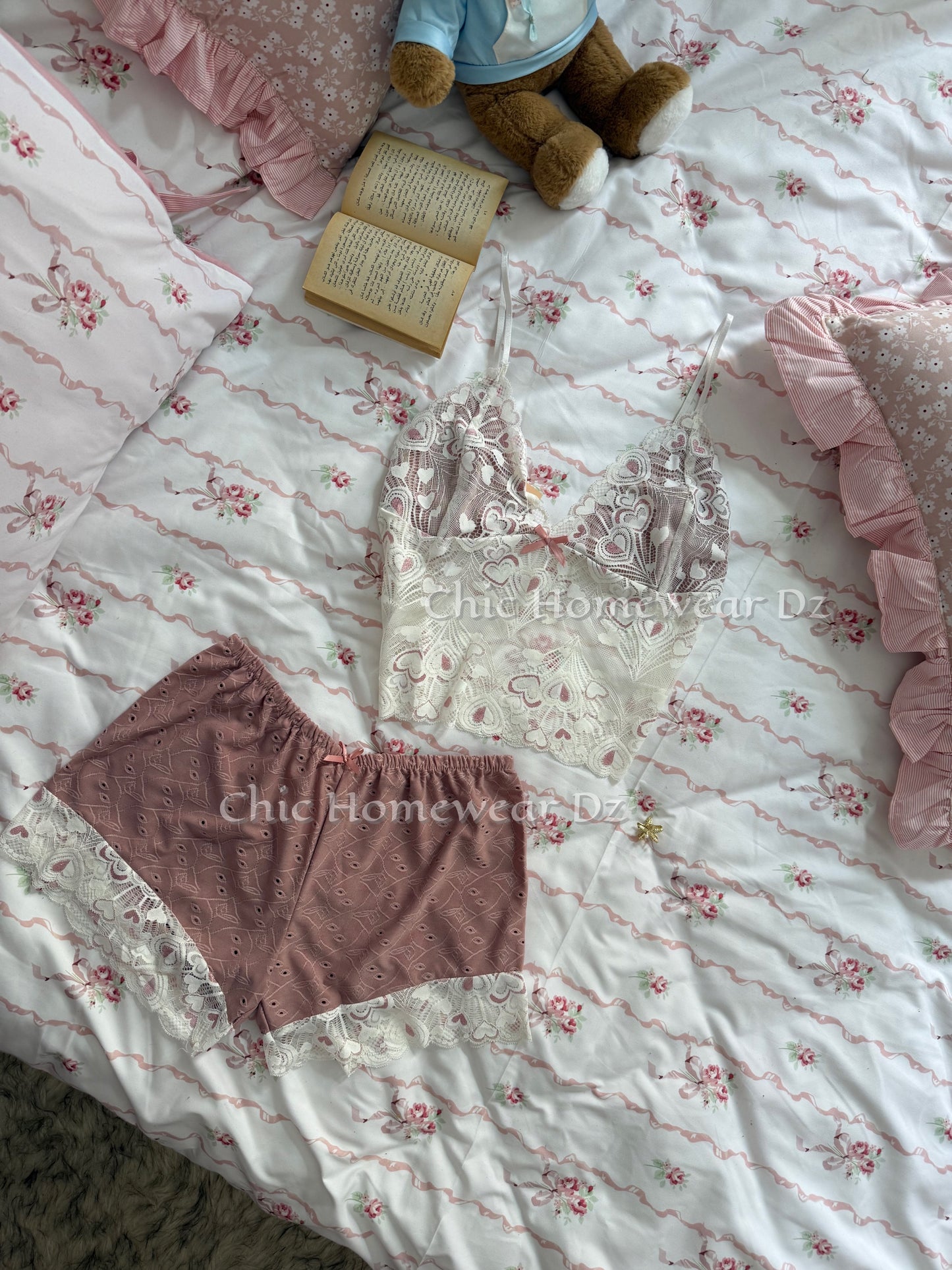 Ensemble short dentelle