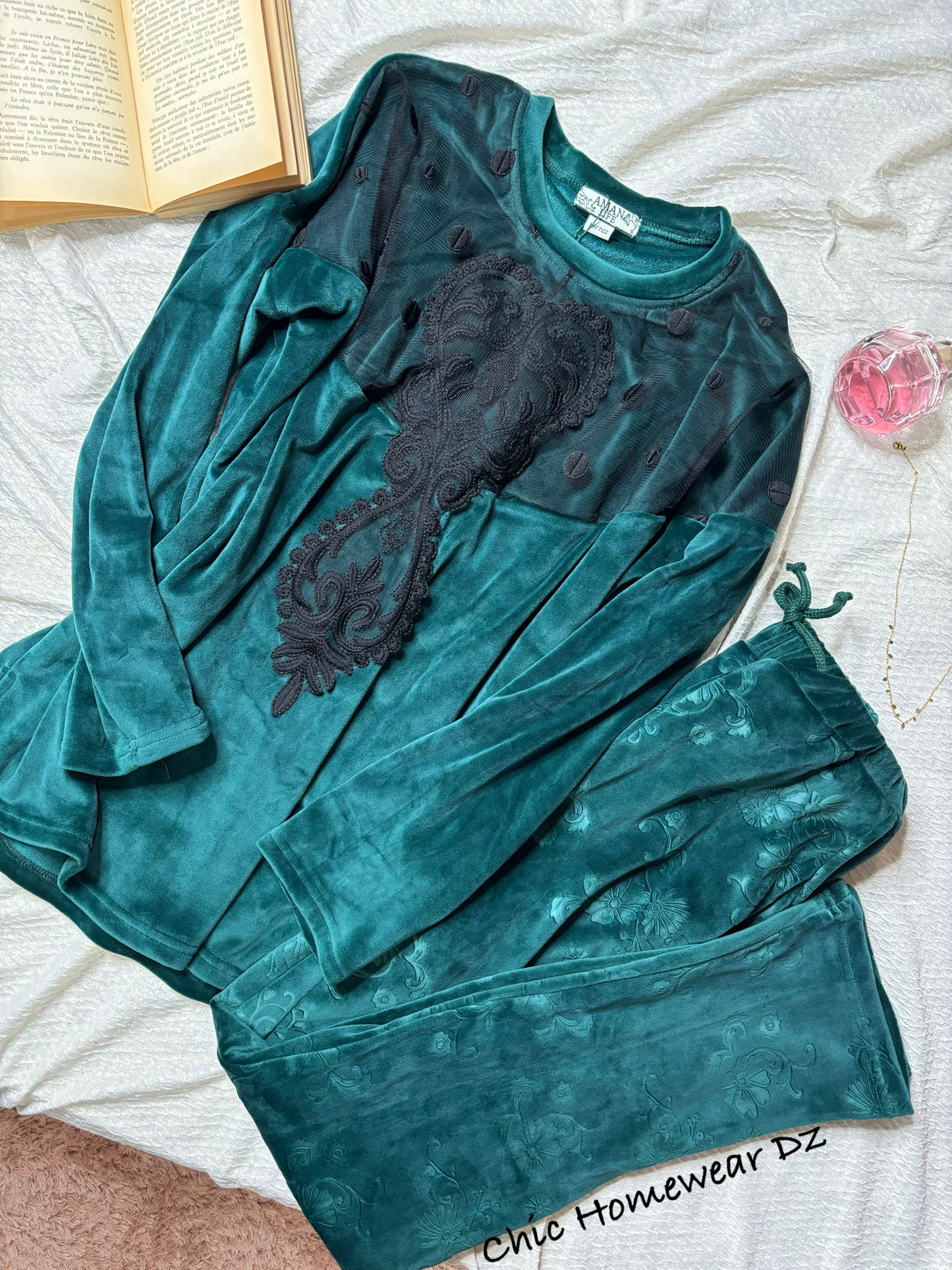 Pyjamas Velours Dentelle